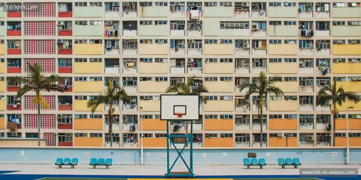 锁定屏幕，见证每一秒的心跳！📺 实时直播，与千万球迷同频共振！