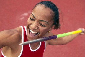 开云中国大陆-LPL战报：焦点对决进入加时，双方战术博弈成亮点，焦点大战什么意思