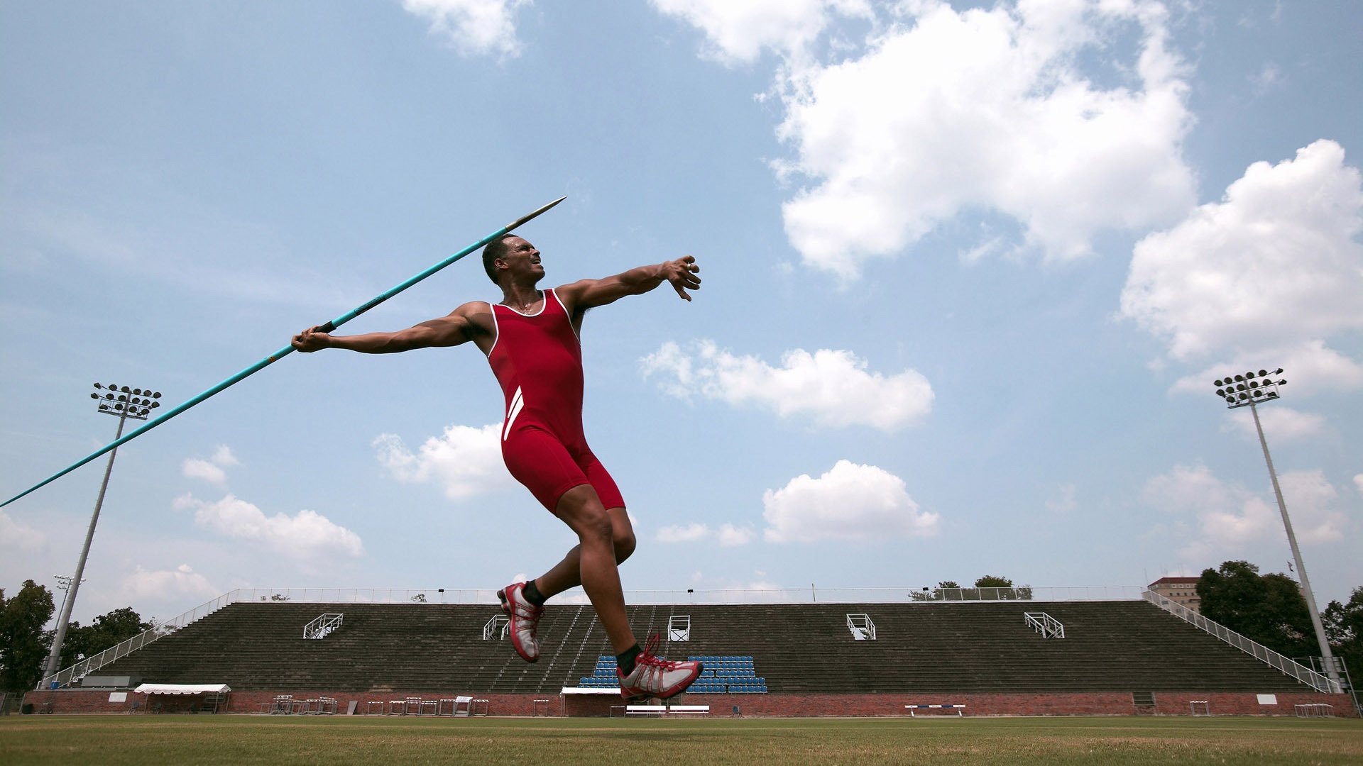 《英雄联盟》新英雄“风暴之主”预告片发布，期待值炸裂